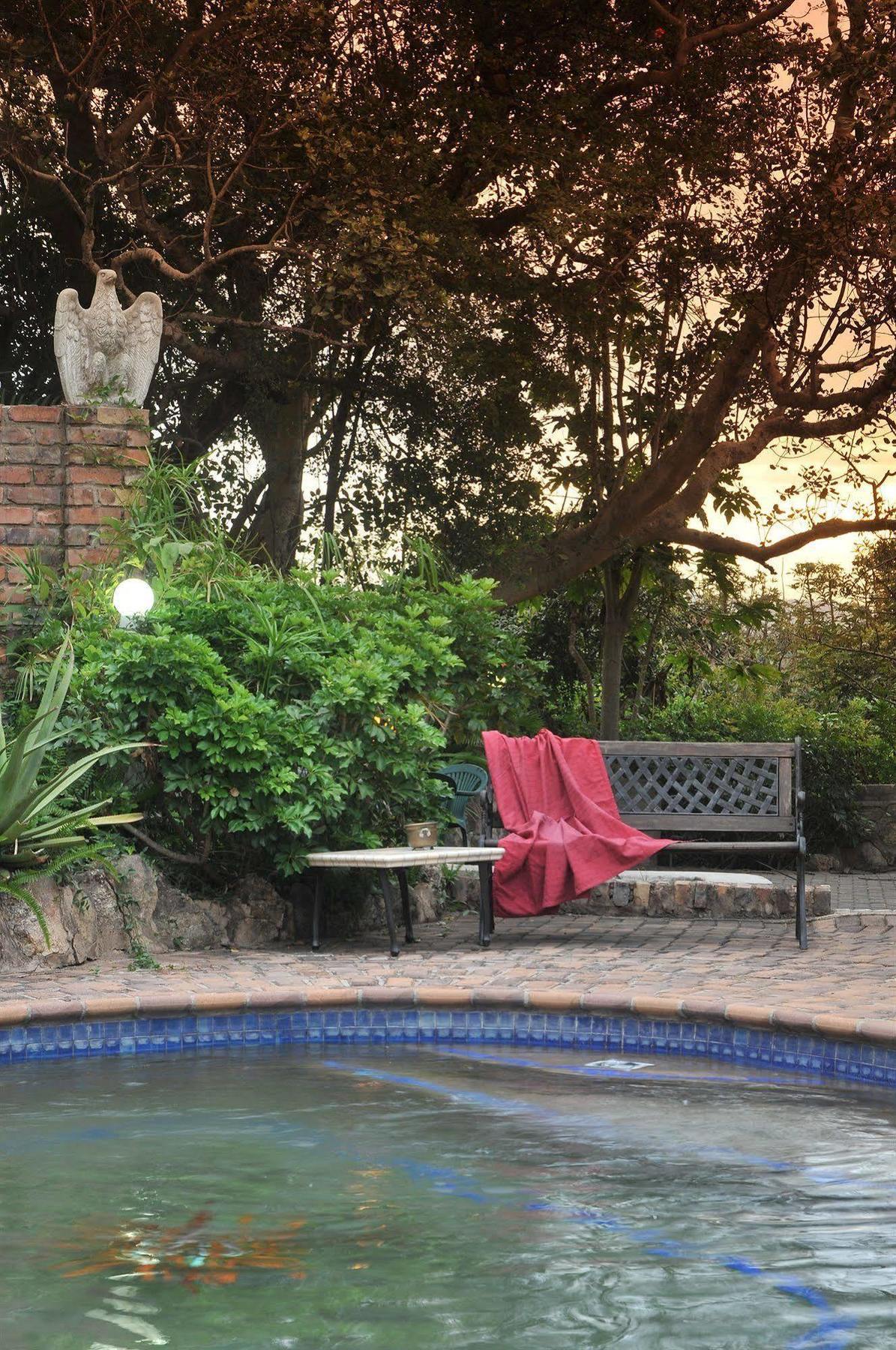 Sunset Manor Bed and Breakfast Mbombela Esterno foto